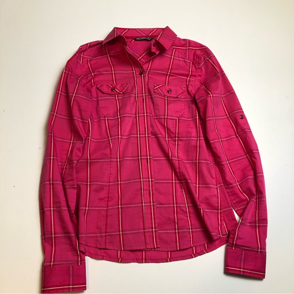 Arc’teryx Womens Casual Button Down Shirt Pink Medium